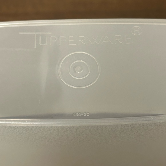 TUPPERWARE CEREAL CONTAINER KEEPER #469 WITH TAN WIDE MOUTH FLIP TOP SEAL #470 - Picture 9 of 11